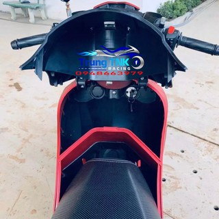 Thùng giữa exciter 150 moto.