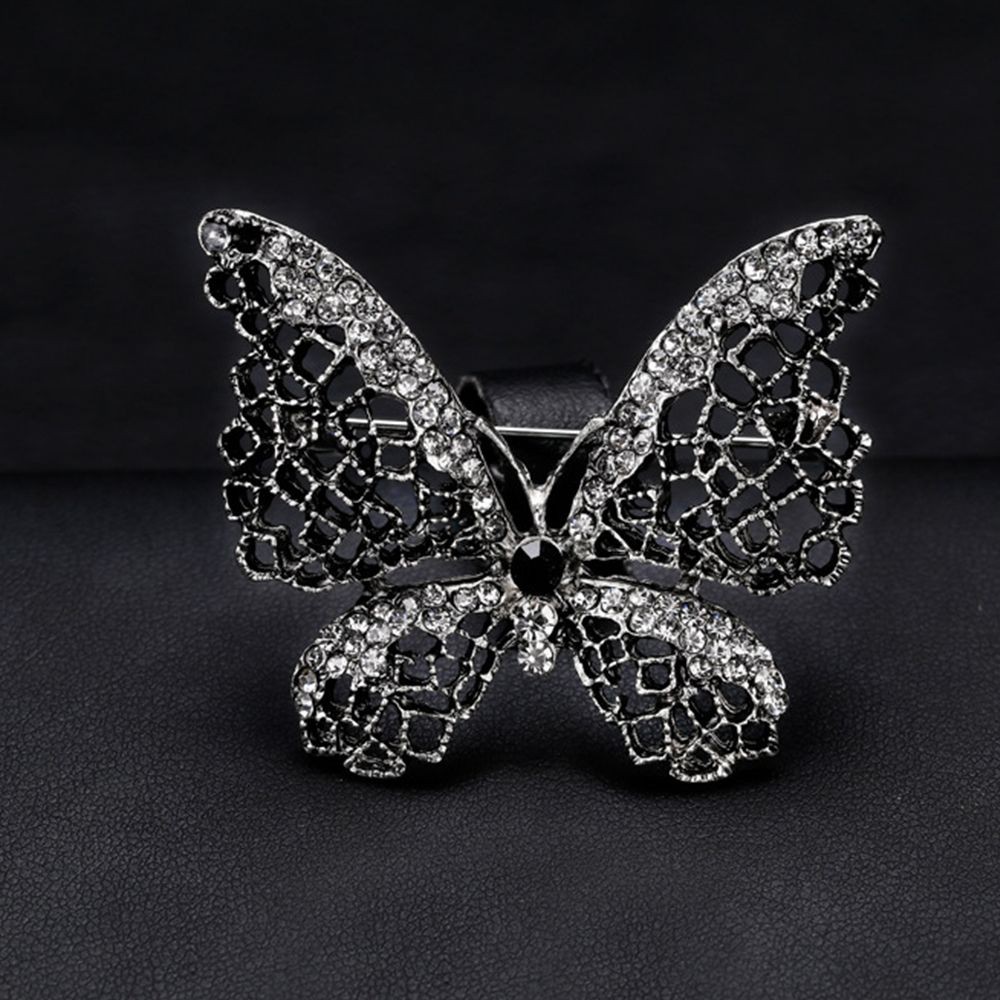 Ghim cài áo hình bươm bướm đính đá