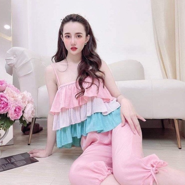 Đồ Bộ Lụa Mặc Nhà NHISTORE Quần Lửng Rút Dây Áo 3 Tầng Bèo Freesize Dưới 57kg