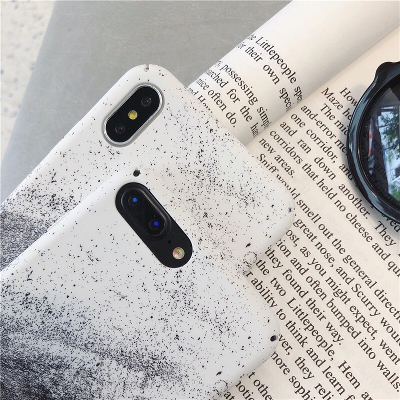 Ốp lưng nhựa cứng iphone màu đen phối trắng trừu tượng - Đã có cho iphone 11,11pro và 11 pro max