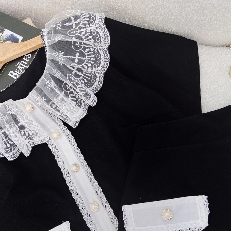 SET ÁO ĐEN CỔ VOAN REN HOA TRẮNG + CHÂN VÁY