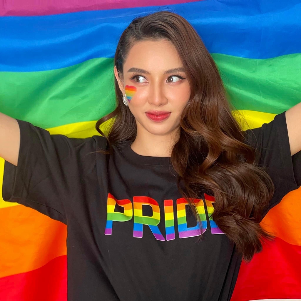 Áo Phông Thun Mát LGBT Cờ Gay Les Nam Nữ Cổ Tròn Hình In Pride Tự Hào Cộng Đồng Chuyển Gioi Nhiều Màu Đen MVR KK6005