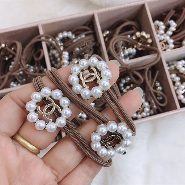 chun buộc tọc hạt ngọc chữ(BUOCPTA0)