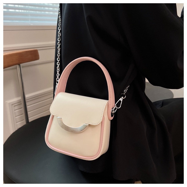 Túi đeo vai IELGY phối dây xích thời trang đơn giản dành cho nữ