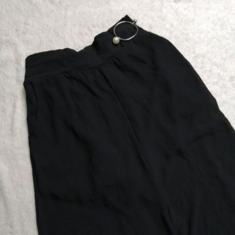 Quần Ống Rộng c CR