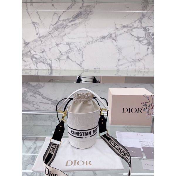 Túi xách Diỏr vibe sz 21 chất da bò