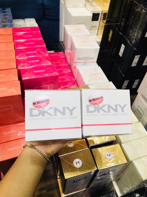 Nước hoa DKNY (táo hồng)