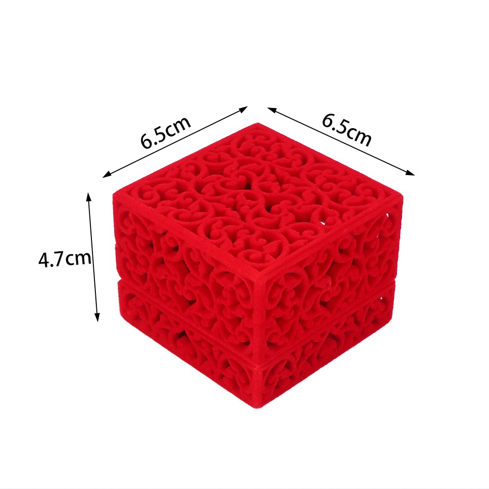 Hộp nhẫn nhung phong cách Trung Hoa 6.5 * 6.5 * 4.7cm