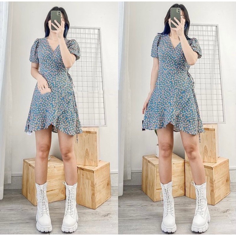 Đầm Xinh MONI DRESS hoạ tiết hoa nhí vải voan tơ hàn quốc ullzang cổ chữ V đắp chéo thắt dây nơ bèo nhẹ ở đuôi