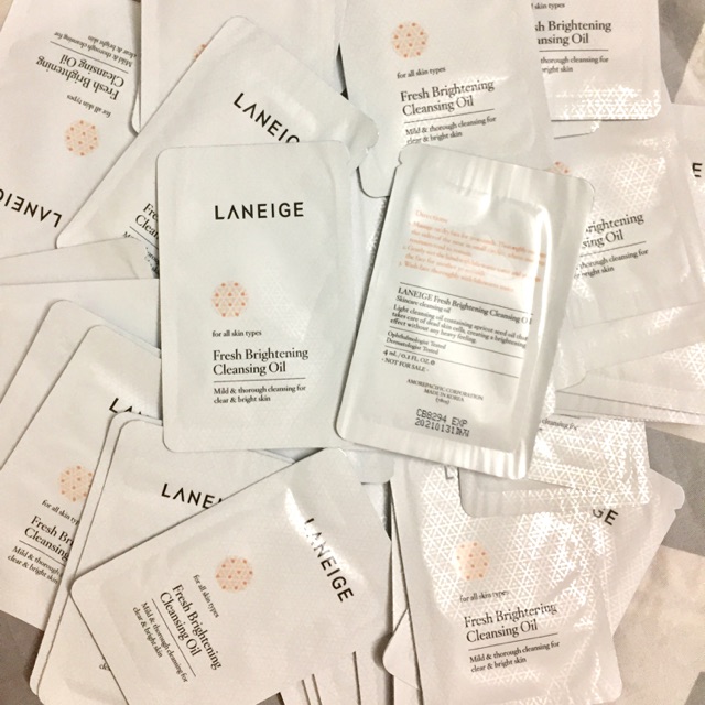 Sample dầu tẩy trang Laneige