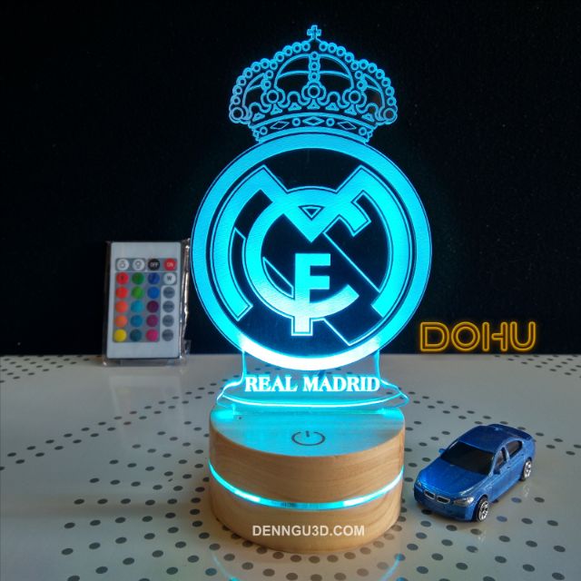 Đèn Để Bàn Bóng Đá Logo Real Madrid 16 Màu Kèm Khiển Và Dây Cáp (Có Video Sản Xuất).