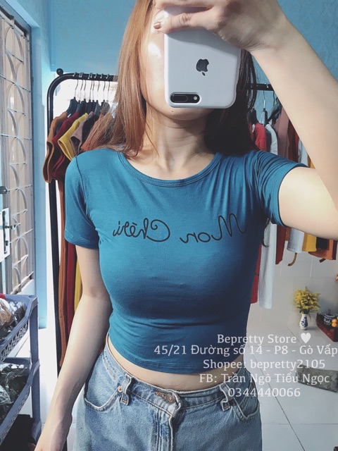 Áo croptop ngắn tay Mon Cheri
