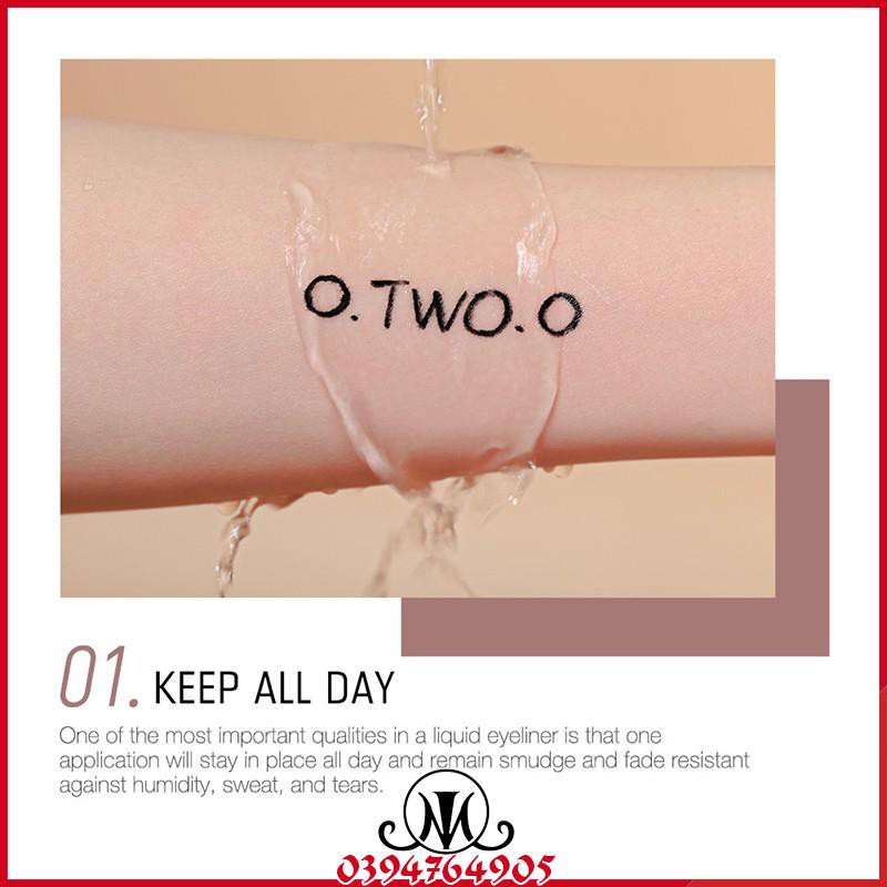 Bút kẻ mắt dạng nước O.TWO.O Rose Gold Waterproof Liquid Eyeliner MO23 | BigBuy360 - bigbuy360.vn