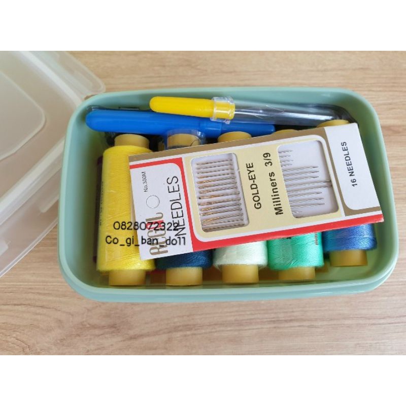 Bộ Dụng Cụ May Vá Tiện Ích Có Kèm Hộp Đựng.