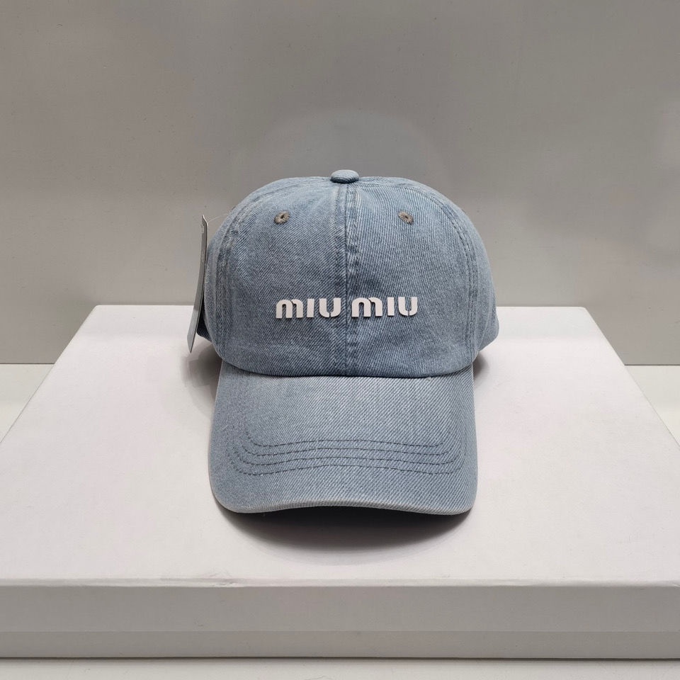 Mũ Lưỡi Trai Cao Bồi miumiu Có Chữ Phong Cách Châu Âu Chính Hãng Dễ Phối Đồ