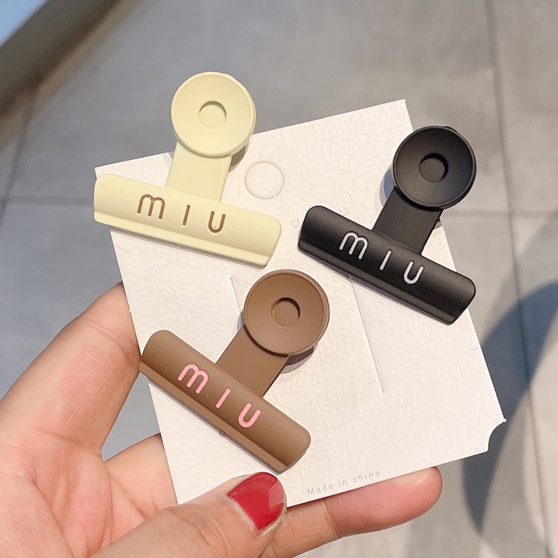 Kẹp tóc mỏ vịt kiểu dáng dễ thương