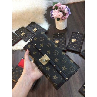Ví Lv chất da đẹp
