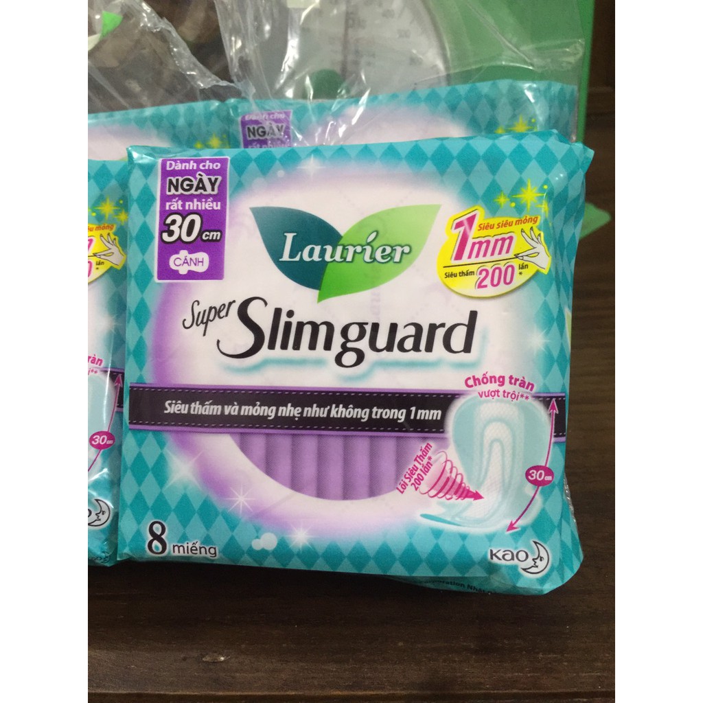 BĂNG VỆ SINH LAURIER BAN ĐÊM SUPPER SLIMGUARD 30cm 1mm 8 miếng