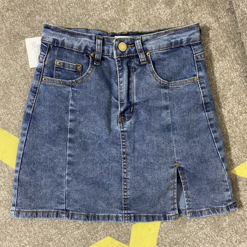 (SẴN) Chân váy jean ngắn xẻ loại dày đẹp | BigBuy360 - bigbuy360.vn