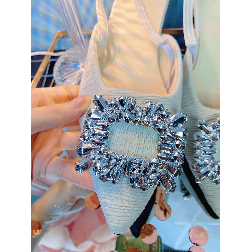 Giày sandal cao gót mũi nhọn trang trí khuy vuông phong cách Pháp cao cấp