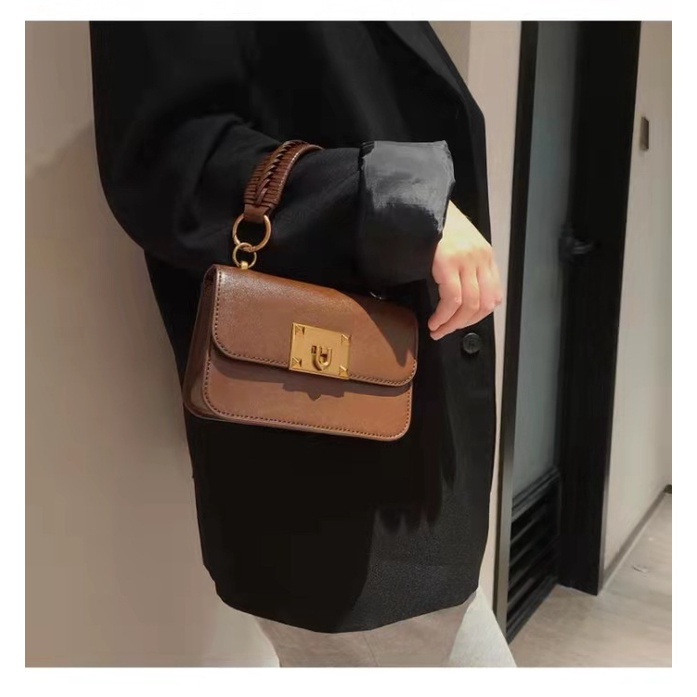 Túi xách nữ đeo chéo hàng hiệu xuất dư TX20