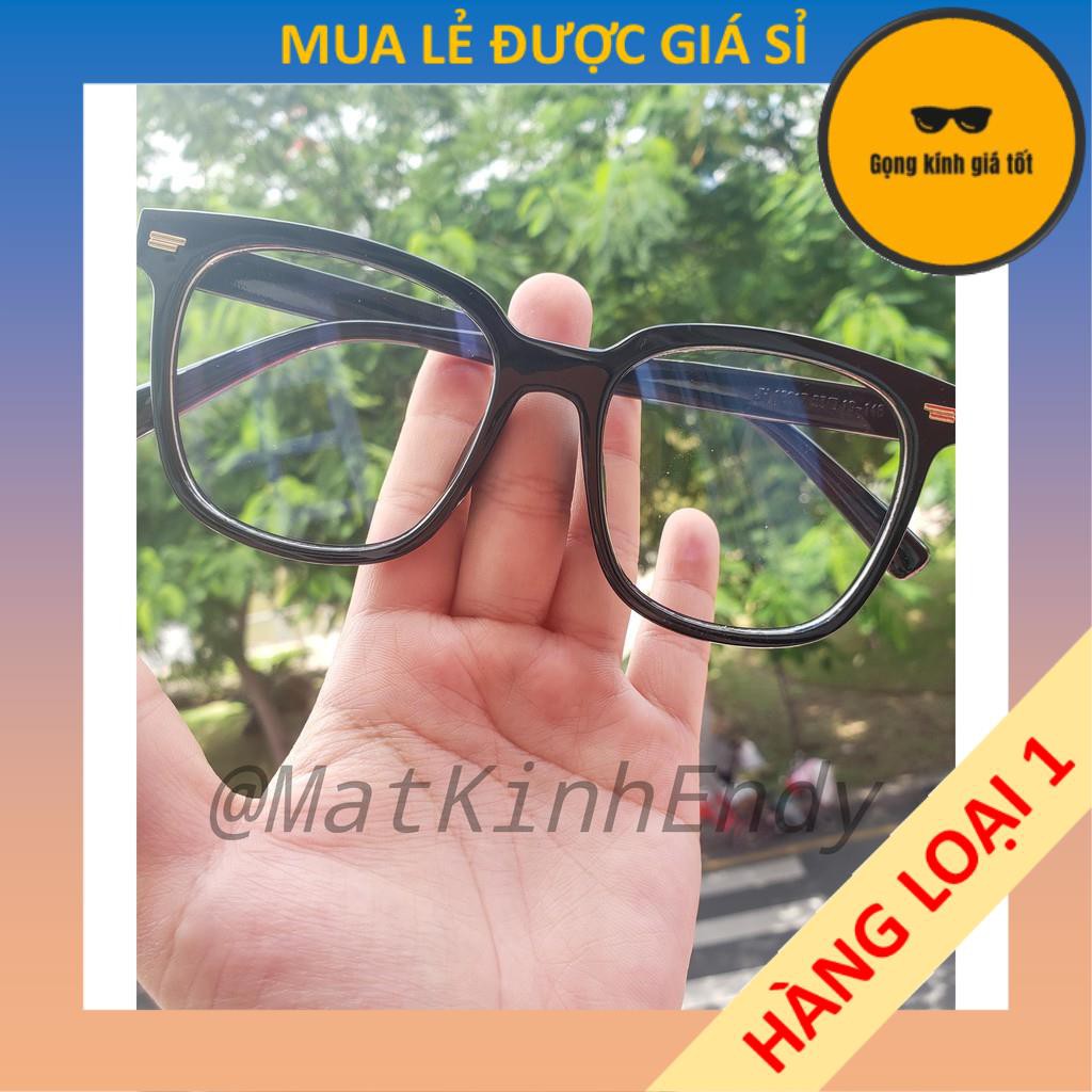 Gọng kính cận vuông D1013 phù hợp cả nam và nữ form mặt vuông, dài, góc cạnh kèm sẳn tròng 0 độ chống ánh sáng xanh