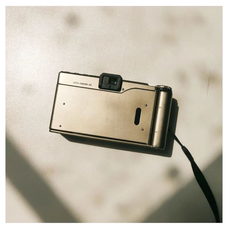 Máy ảnh film pns Leica Minilux