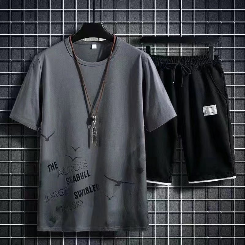 Set Đồ Thể Thao Hai Mảnh Gồm Áo Thun Cổ Tròn Dáng Rộng In Họa Tiết Thời Trang Mùa Hè Có Size Lớn + Quần Dành Cho Nam Giới【M-3XL)