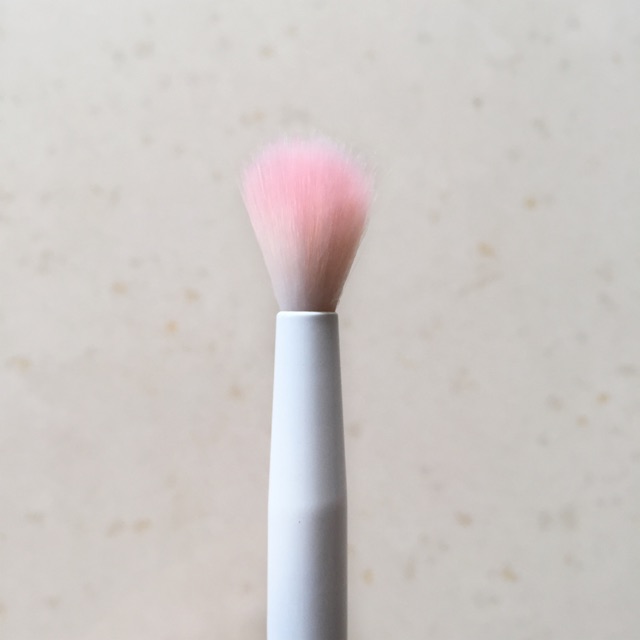 CỌ ĐÁNH PHẤN MẮT WET N WILD - CREASE EYESHADOW BRUSH.