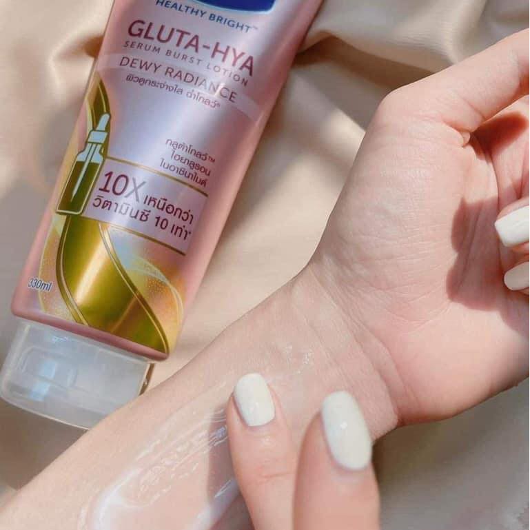 [VASELINE THÁI] Lotion Dưỡng Da Vaseline Gluta-Hya Serum 10x Trắng Da Màu Hồng Ban Đêm 330ML