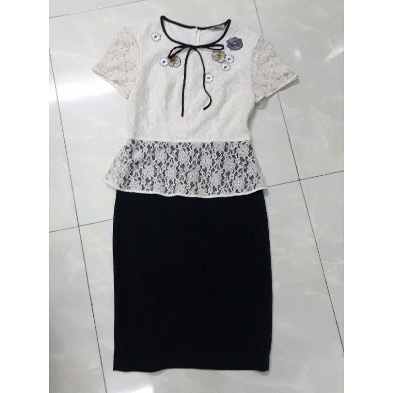 váy Chic land size S mới 100%