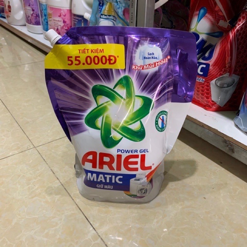 Nước giặt ARIEL ( 2,15kg-2,4kg)