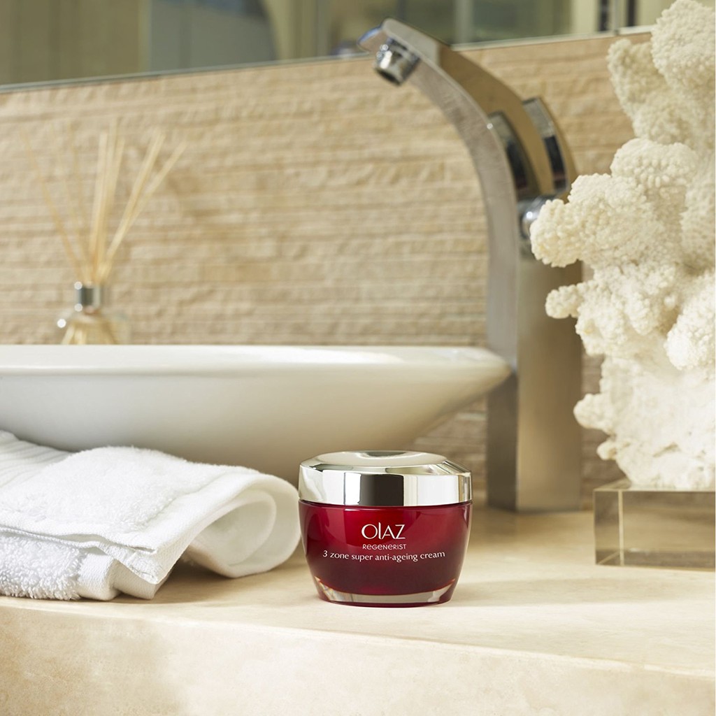 Kem Dưỡng Da Olay Regenerist 3 Zonen Giảm Mờ Nếp Nhăn - 50ml