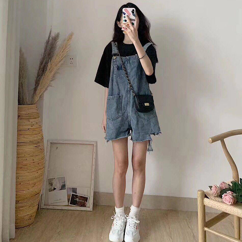 Quần Yếm Denim Ngắn Dáng Rộng Trẻ Trung Năng Động Cho Nữ | BigBuy360 - bigbuy360.vn