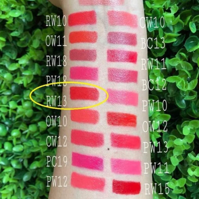 Son Ohui Rouge Real Lipstick phiên bản mới với mãu mã sang trọng, lịch lãm.  Màu Đỏ Cam RW13
