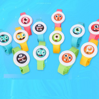 Vòng đeo tay đuổi muỗi, côn trùng