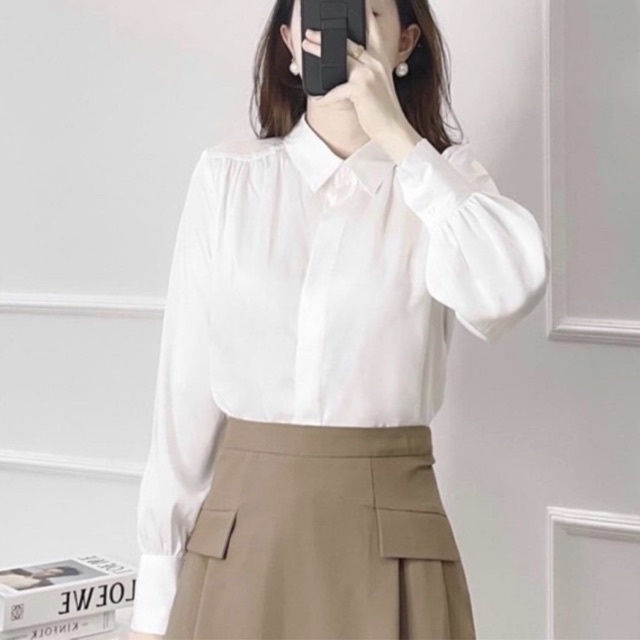 áo sơ mi lụa trắng dài tay công sở cổ đức from suông dễ mặc, chất liệu lụa mềm mịn không nhăn nhàu mặc đi làm đi chơiA17