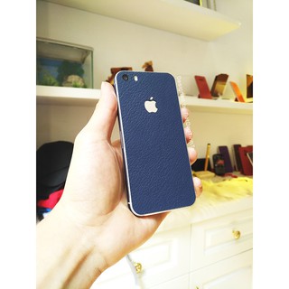 Miếng dán da iphone 5s - d17