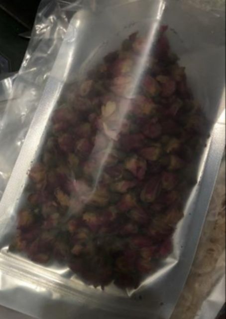 Tách lẻ 100g nhãn nhục. Date luôn mới.