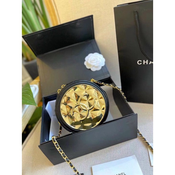 Túi đeo chéo dáng tròn mạ kim loại tráng gương Chanel