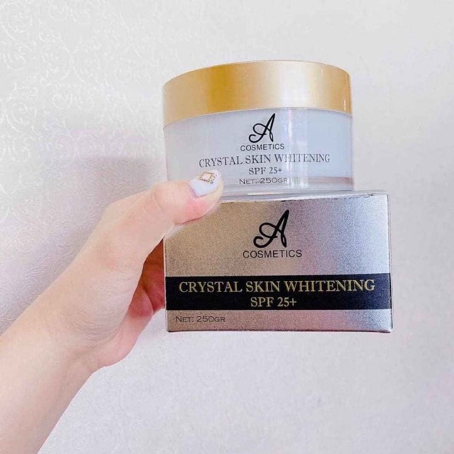 Ủ TRẮNG BODY ACOMETIC