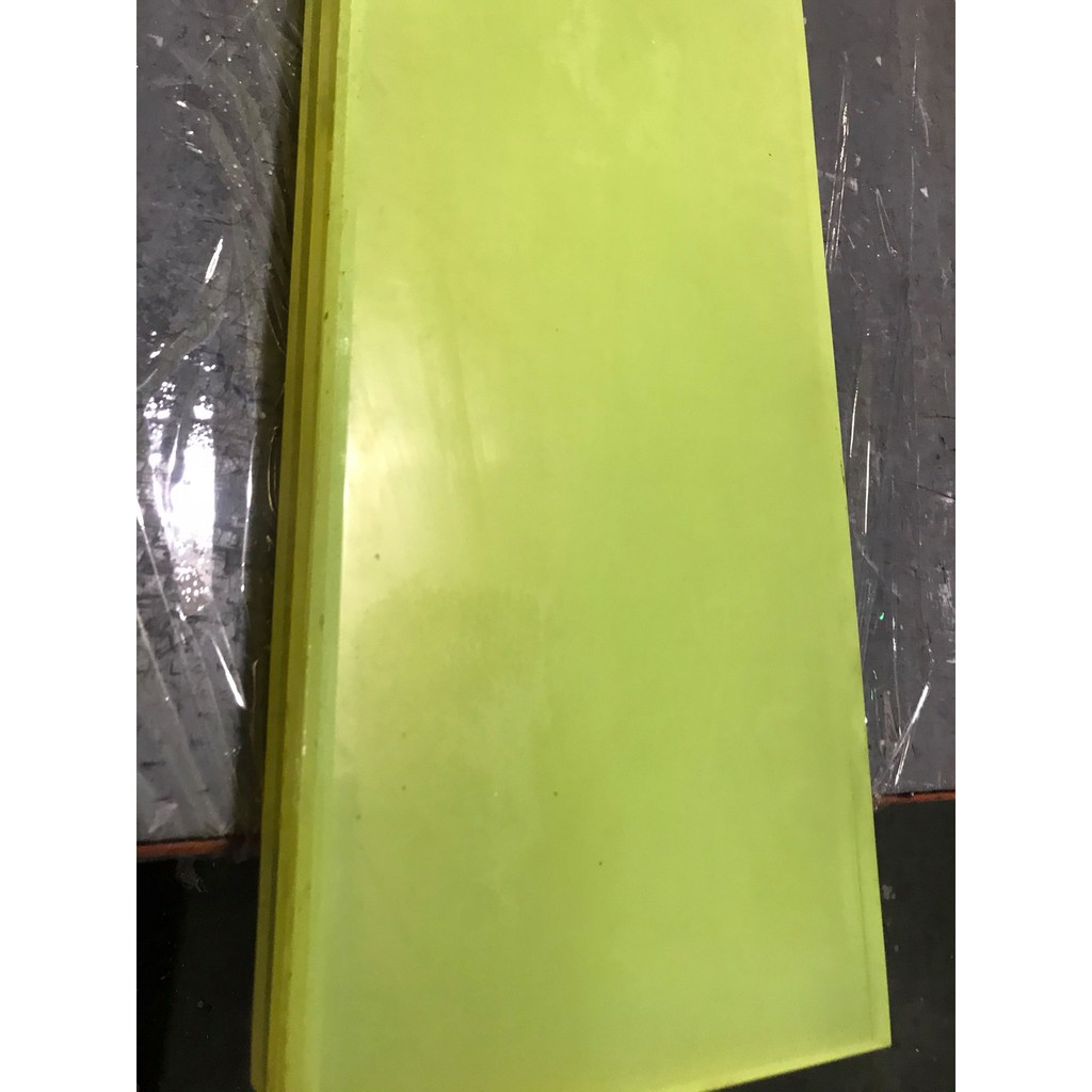 Tấm nhựa PU màu vàng dày 8mm-40mm