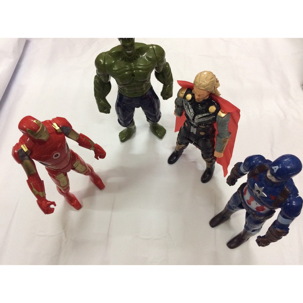 Bộ 4 siêu nhân anh hùng avenger người nhện, người xanh, thor, đội trưởng cao 30 cm có đèn có khớp đứng được(loại đại)