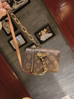 Túi LV box unisex new 2019