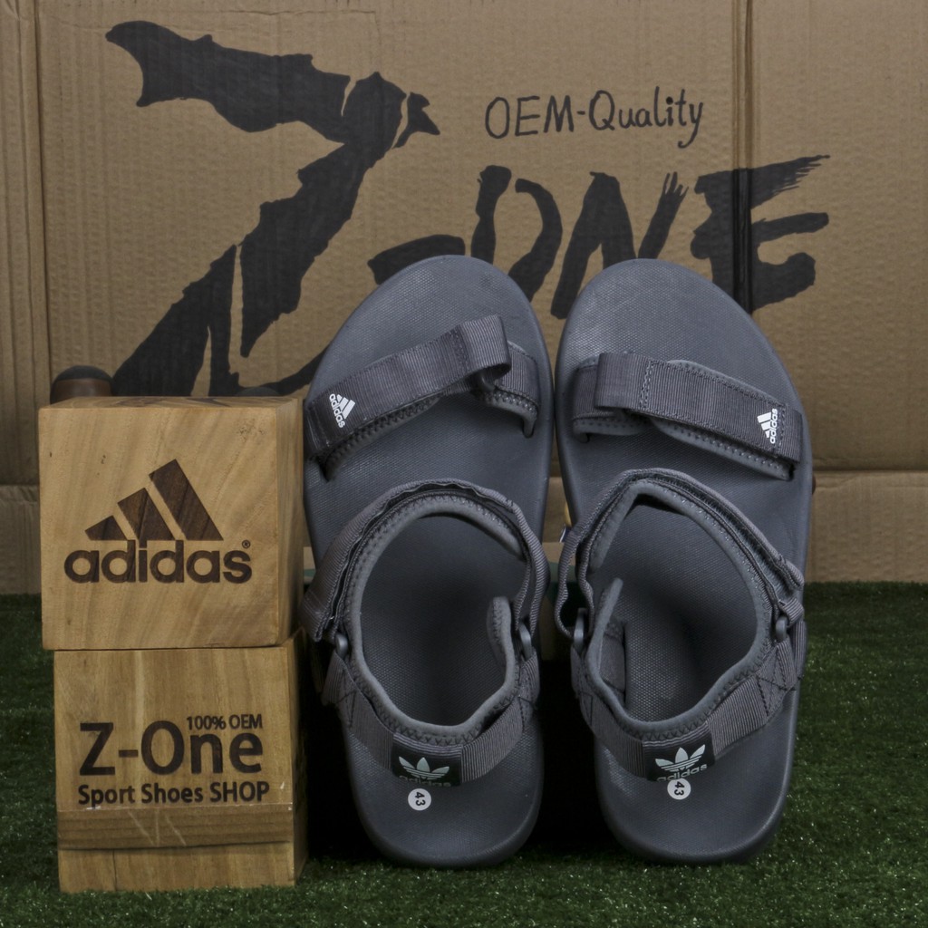 Giày Adidas Phong Cách Thể Thao Năng Động