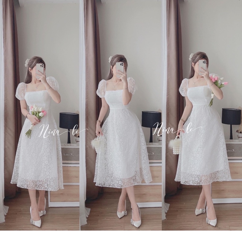 Váy trắng thêu ren nổi