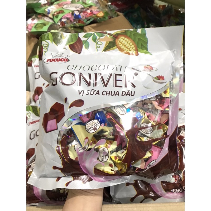 Kẹo Chocolate Vị Sữa Chua Dâu GONIVER Phú Cường 350gr