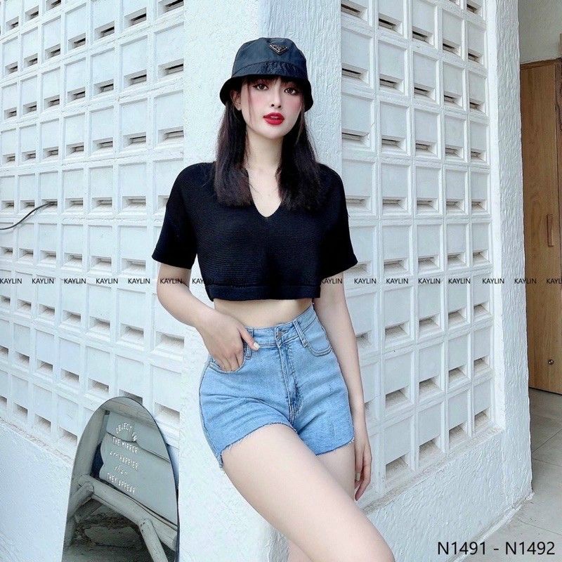 Áo thun gân croptop đủ màu hot hit