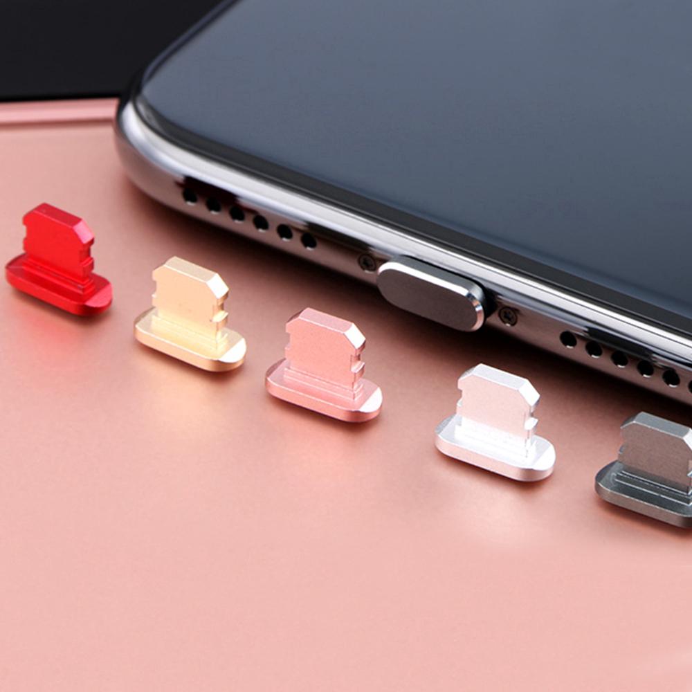Nút bịt chống bụi cho cổng Lightning của các sản phẩm Apple