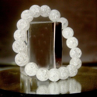 vòng tay chuỗi đá mã não bông tuyết trắng